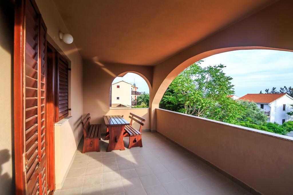 Apartments Dario Novalja Εξωτερικό φωτογραφία